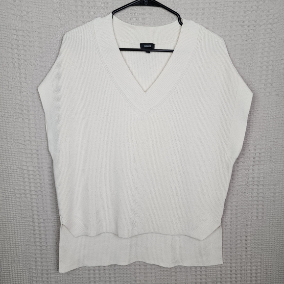 EXPRESS Ribbed V-Neck Short Sleeve Oversized Sweater in White S - Picture 6 of 6